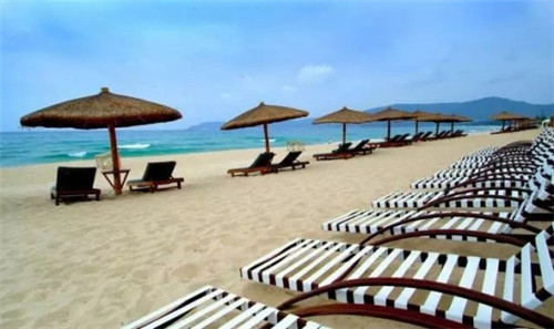 徐达排骨石锅饭