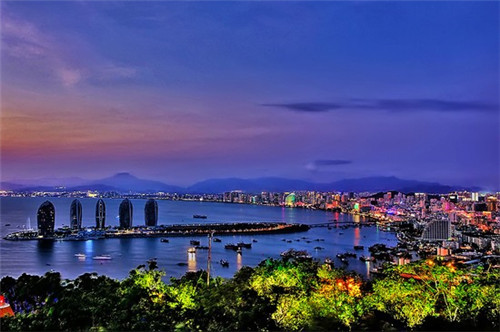 鱼小七酸菜鱼加盟店热线是多少